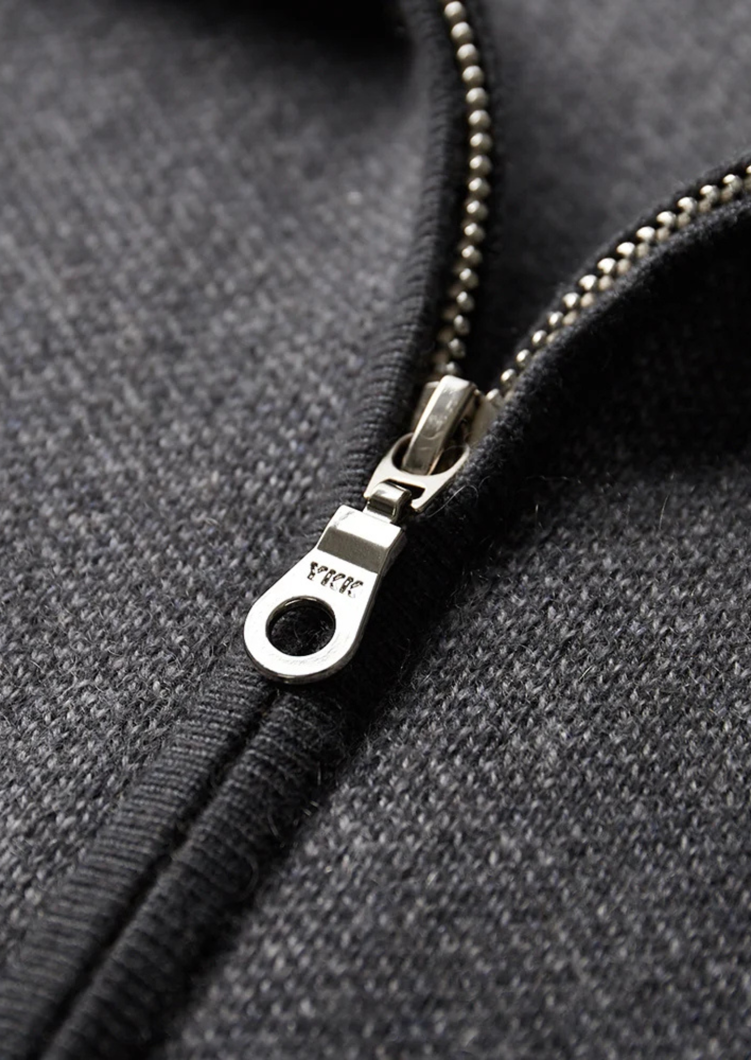 KASCHMIR JACQUARD STRICKJACKE MIT REISSVERSCHLUSS